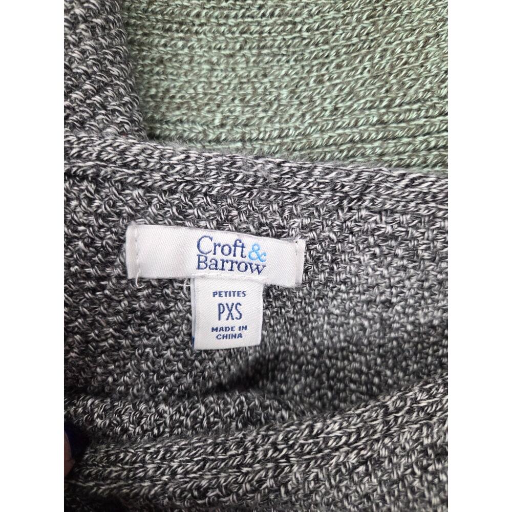 Croft & Barrow Women's Sweaters in Green and Gray - Picture 4 of 7